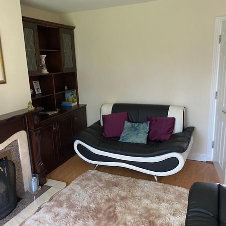 Blacklion Holiday Homes Екстер'єр фото